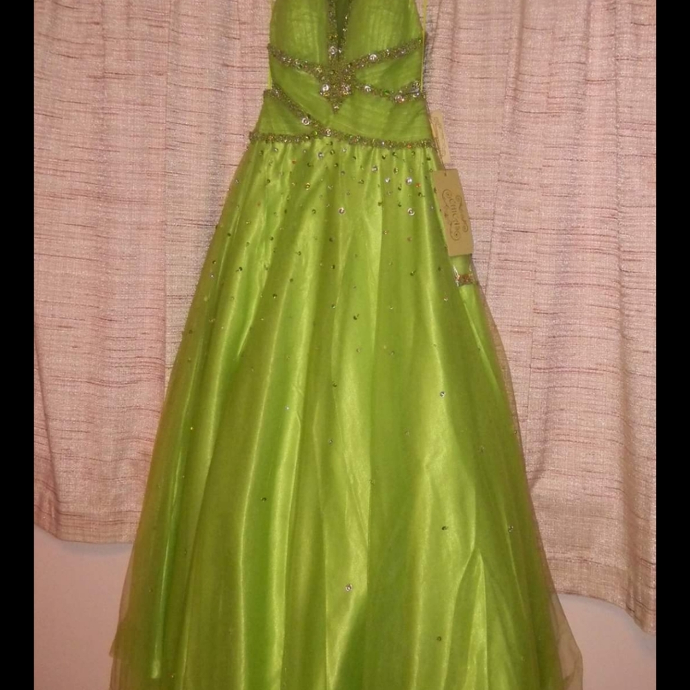Prom Dress Size 0 NEW